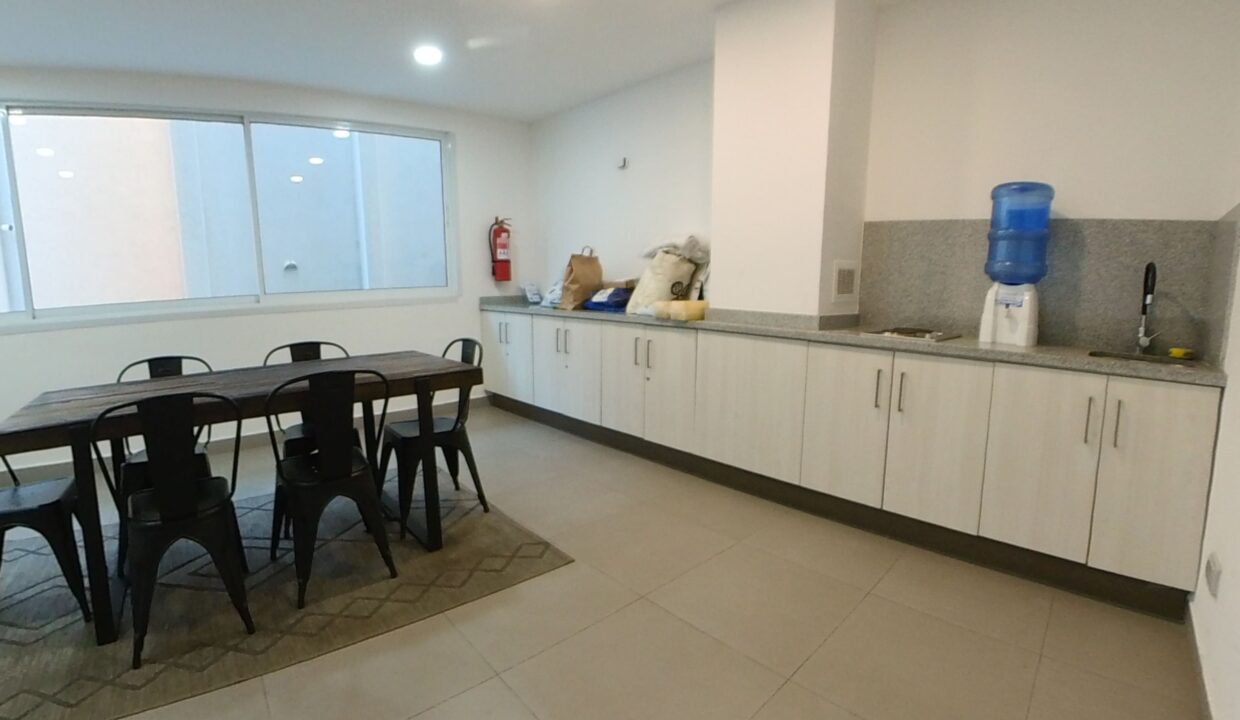 IMG_20250424_173923_00_026(1)